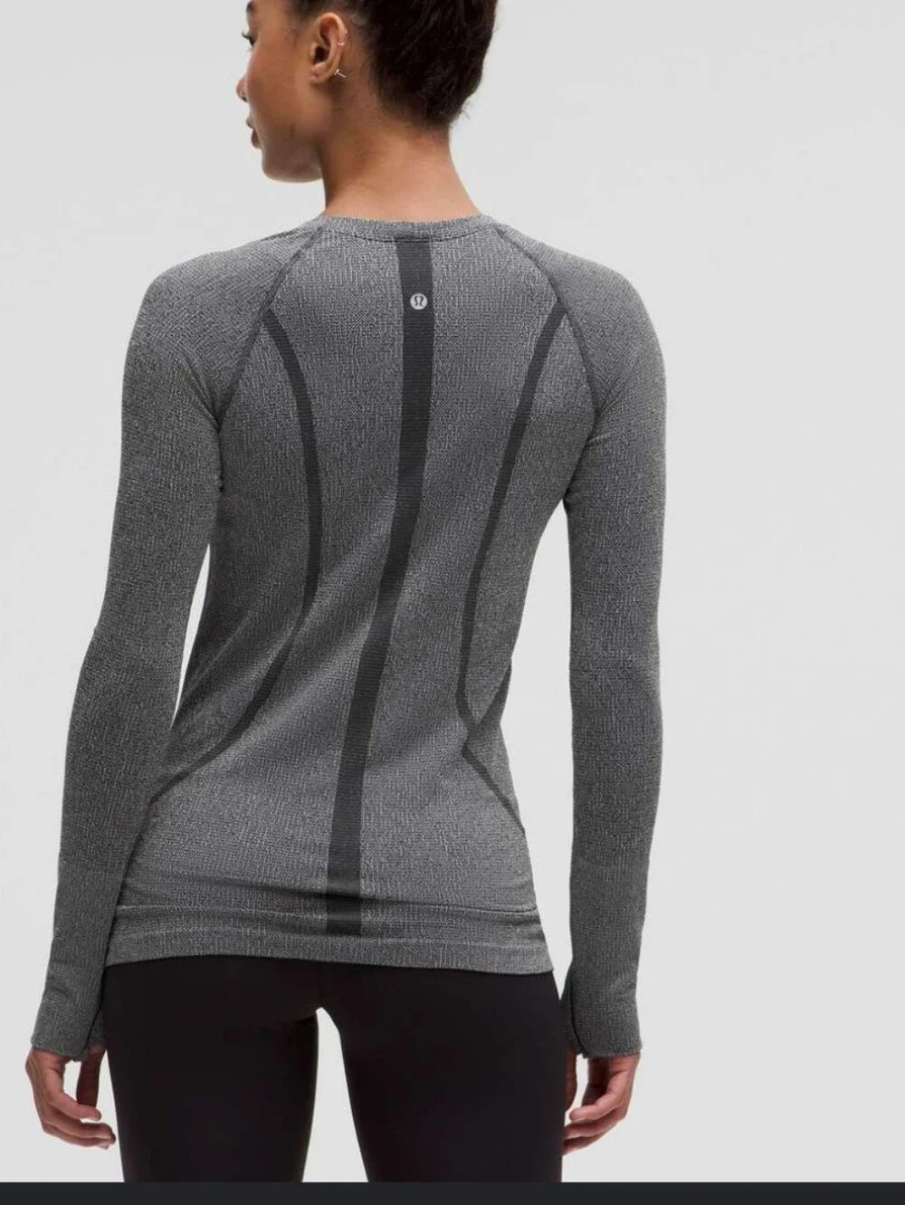 LULULEMON ATHLETICA Swiftly Tech Long Sleeve Top - Size 4